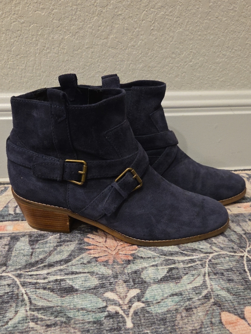 Cole Haan Navy Suede Ankle Booties with Buckle Straps 9.5b